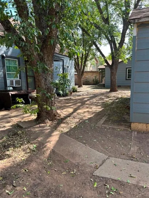 Photo 34 — 502 W Broadway Street, Altus, OK 73521