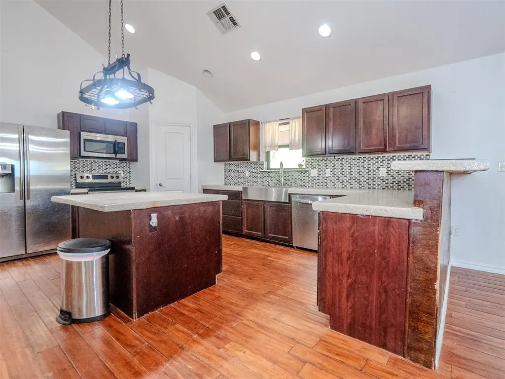 Photo 13 — 38 S Parkwood Drive, Luther, OK 73054