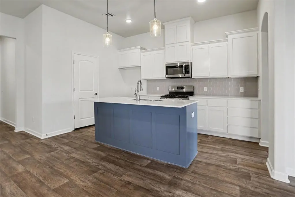 Photo 5 — 11104 SW 32nd Street, Yukon, OK 73099