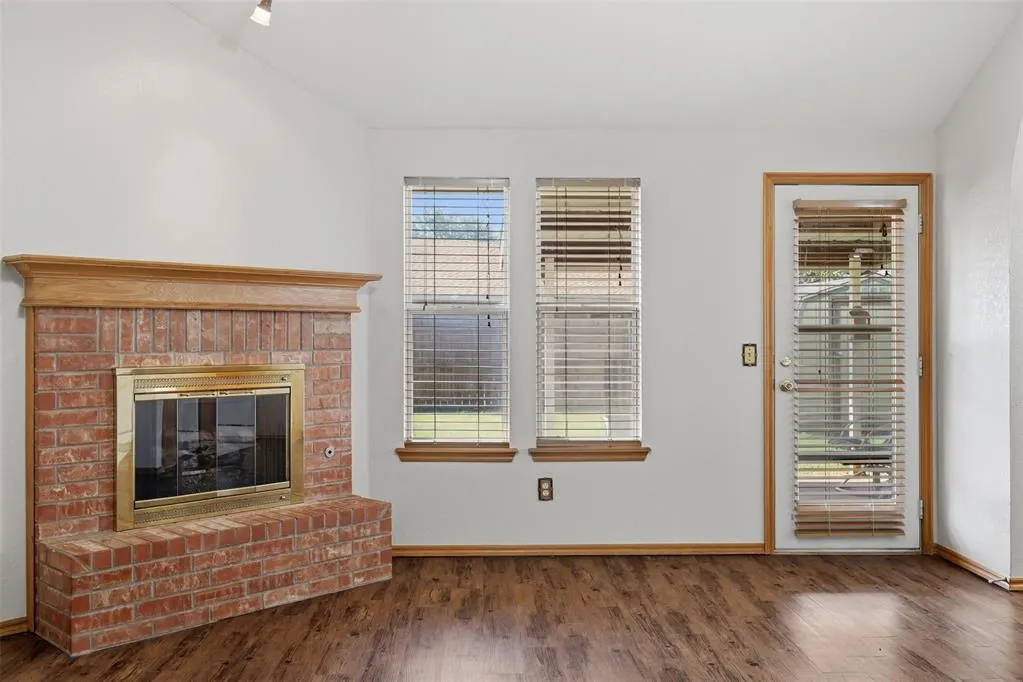 Photo 8 — 10116 Glascow Drive, Yukon, OK 73099