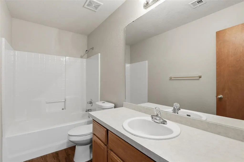 Photo 25 — 10116 Glascow Drive, Yukon, OK 73099