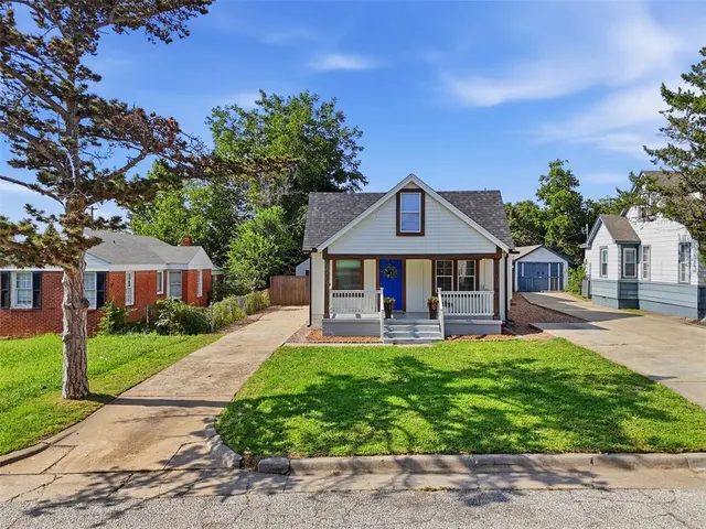Photo 3 — 2243 W Eubanks Street, Oklahoma City, OK 73112