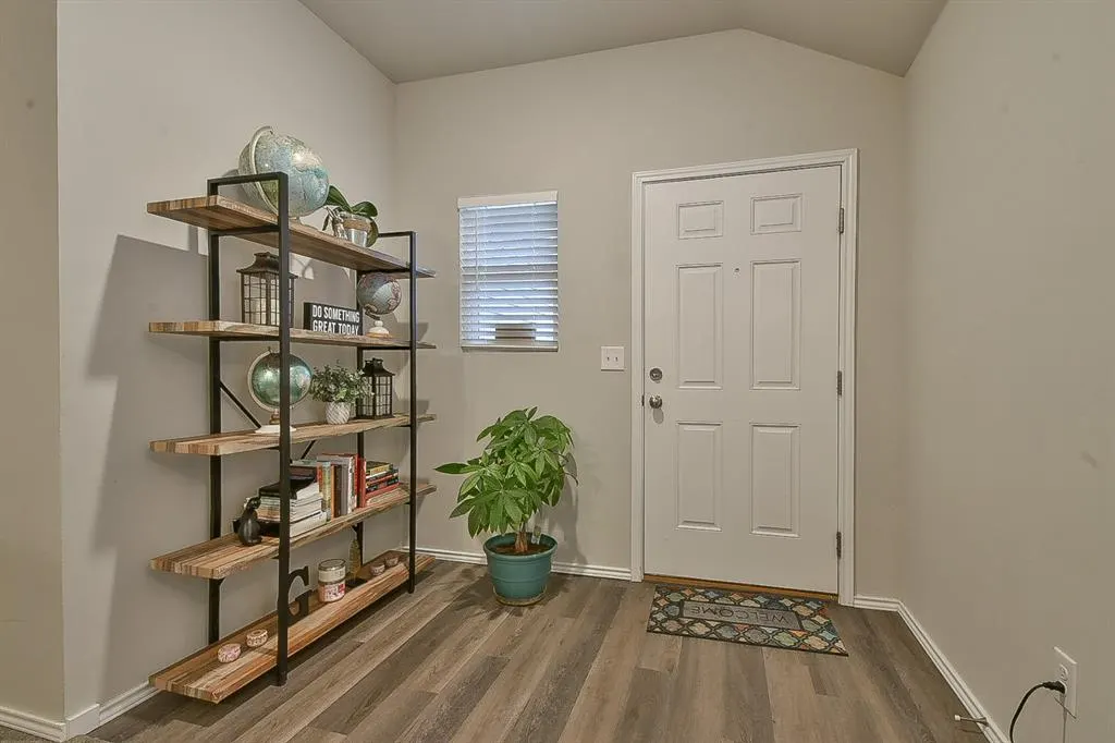 Photo 3 — 9504 NW 118th Street, Yukon, OK 73099