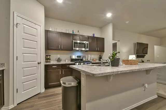 Photo 6 — 9504 NW 118th Street, Yukon, OK 73099