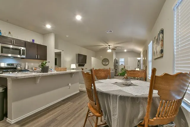 Photo 8 — 9504 NW 118th Street, Yukon, OK 73099