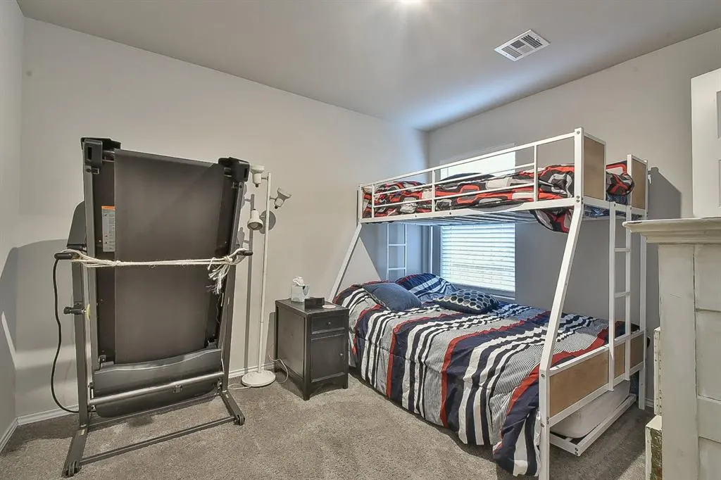 Photo 13 — 9504 NW 118th Street, Yukon, OK 73099