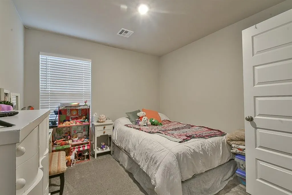 Photo 14 — 9504 NW 118th Street, Yukon, OK 73099