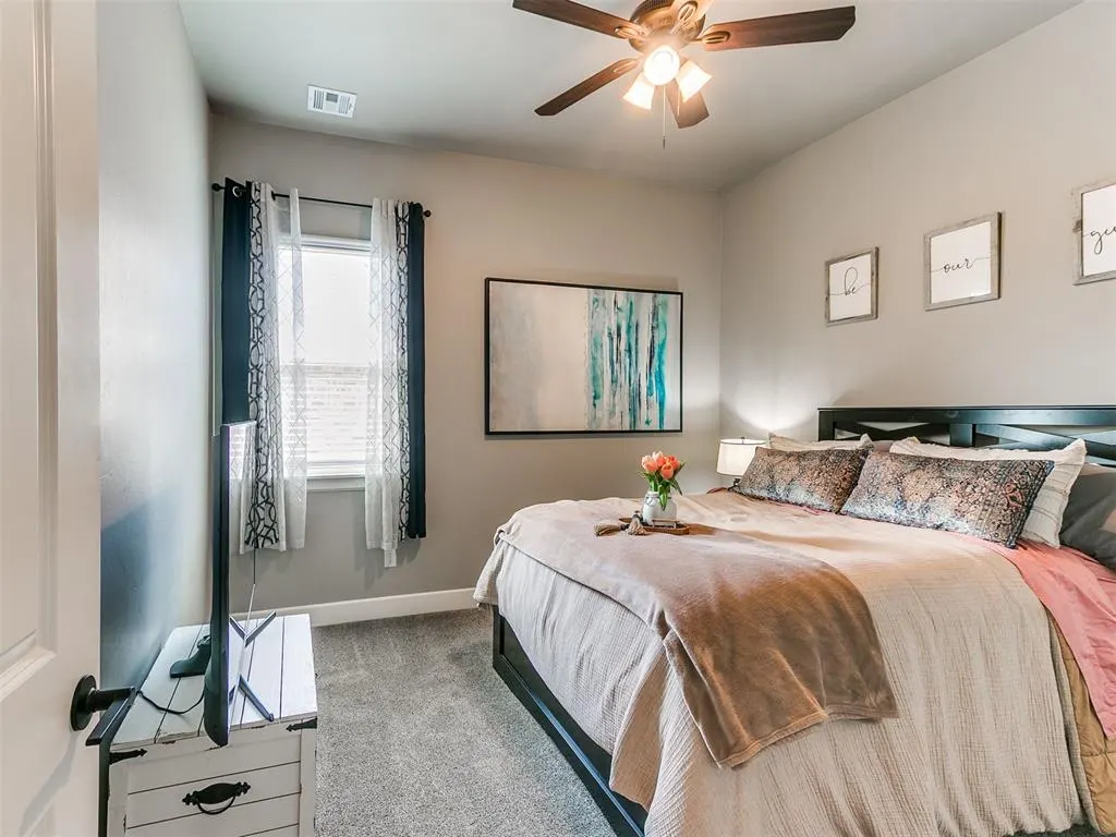 Photo 8 — 10812 Glover River Drive, Yukon, OK 73099