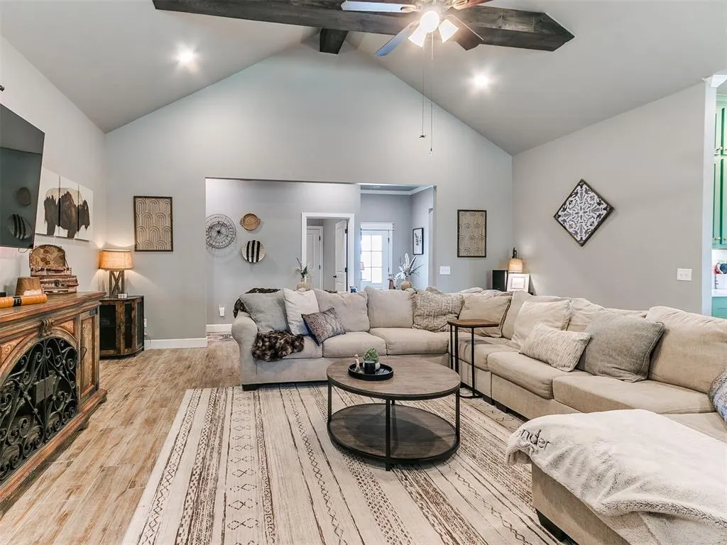 Photo 15 — 10812 Glover River Drive, Yukon, OK 73099