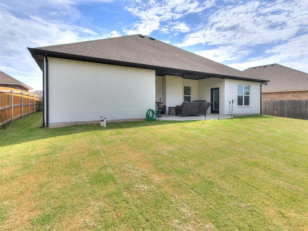 Photo 39 — 10812 Glover River Drive, Yukon, OK 73099