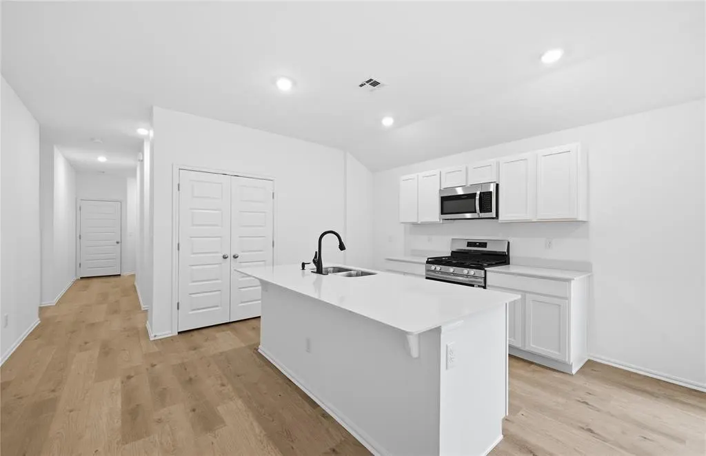 Photo 3 — 10969 SW 25th Street, Yukon, OK 73099