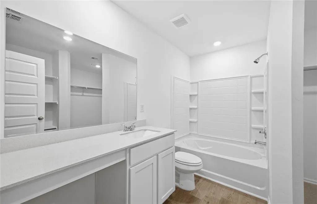 Photo 6 — 10969 SW 25th Street, Yukon, OK 73099