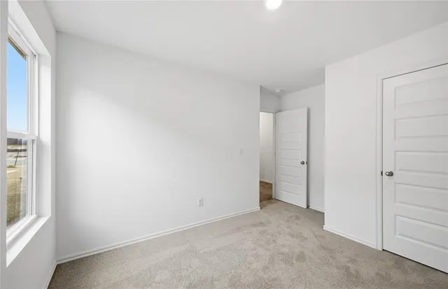 Photo 8 — 10969 SW 25th Street, Yukon, OK 73099