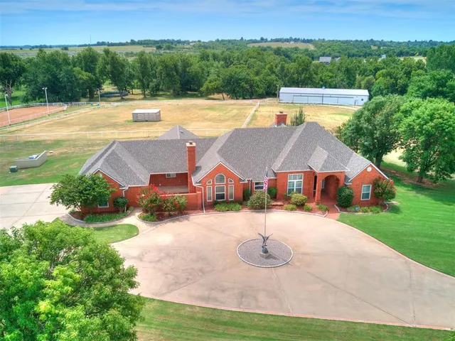 Photo 4 — 3160 Long Drive, Newcastle, OK 73065
