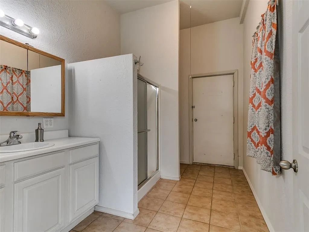 Photo 48 — 3160 Long Drive, Newcastle, OK 73065