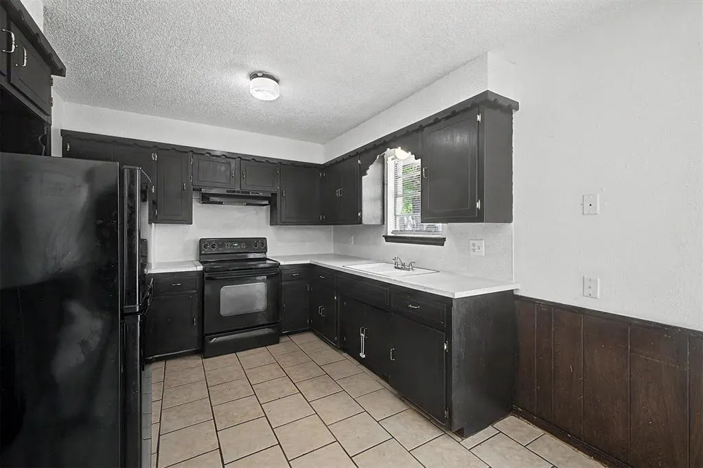 Photo 9 — 716 Lloyd Avenue, Oklahoma City, OK 73130