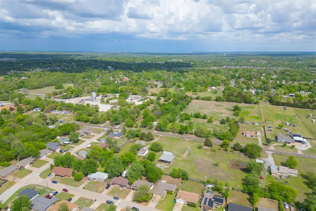 Photo 36 — 716 Lloyd Avenue, Oklahoma City, OK 73130