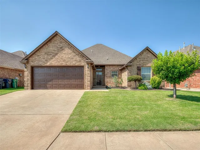 Front exterior — 4913 SW 121st Place, Oklahoma City, OK 73173