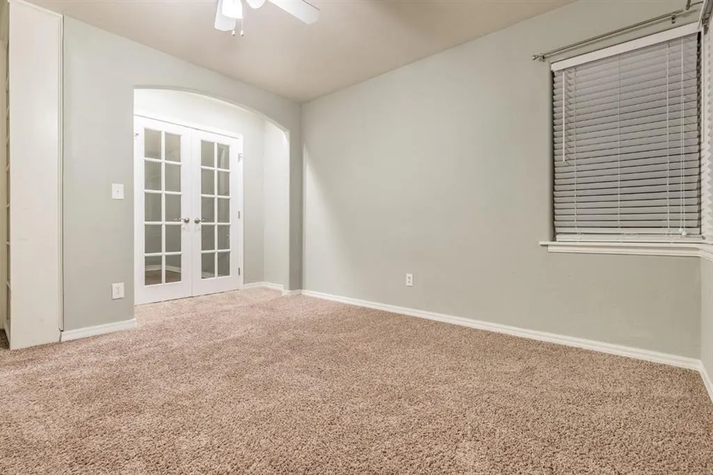Photo 16 — 1906 Dorchester Drive, Oklahoma City, OK 73120