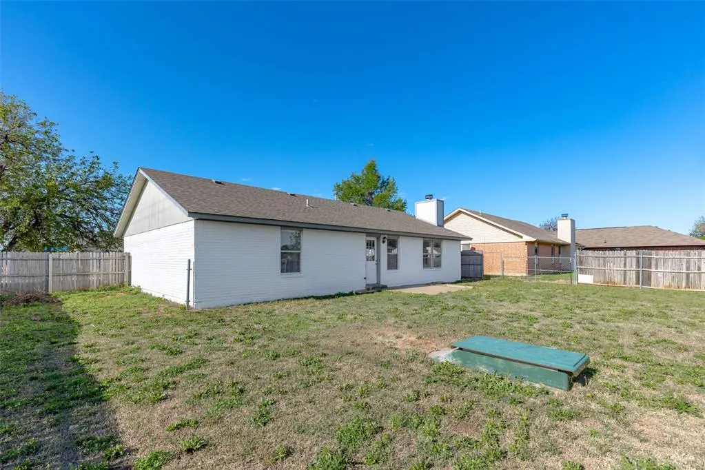 Photo 19 — 907 W Tesio Way, Mustang, OK 73064