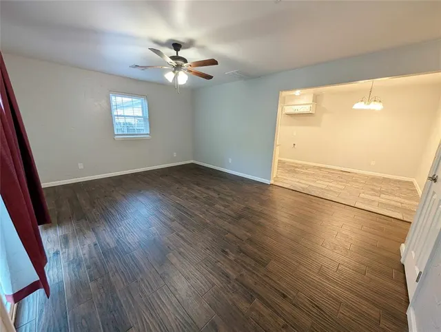 Photo 3 — 2412 SE 51st, Oklahoma City, OK 73129