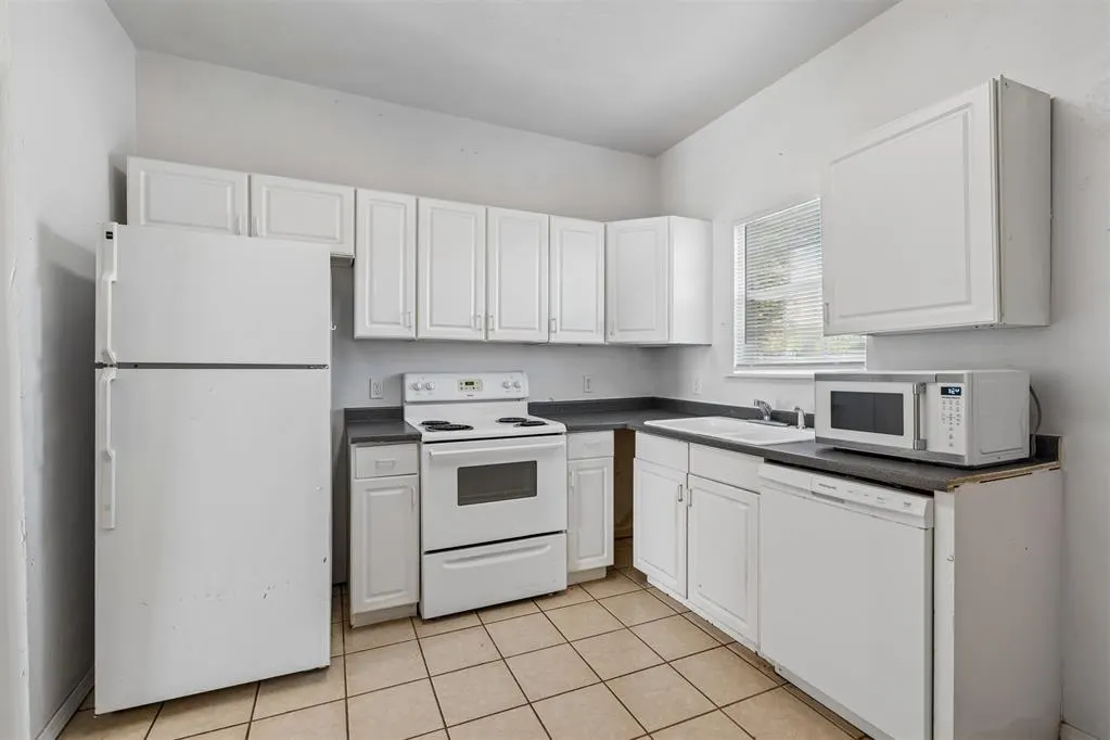 Photo 9 — 1021 Shady Creek Circle, Guthrie, OK 73044