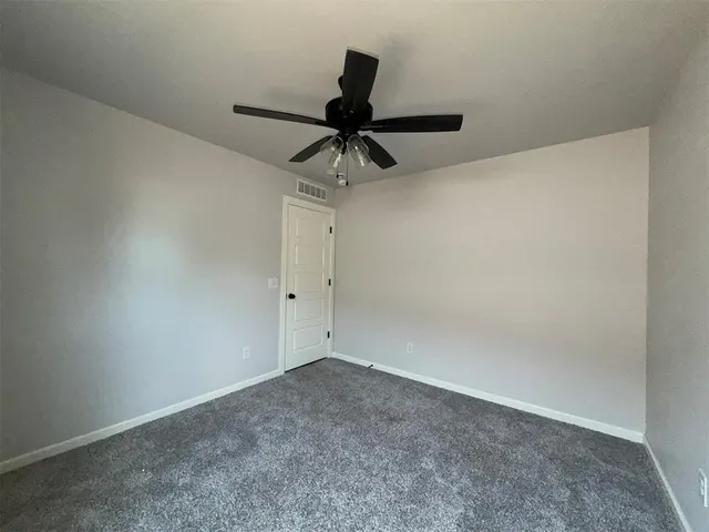 Photo 8 — 605 Argos Road, Yukon, OK 73099
