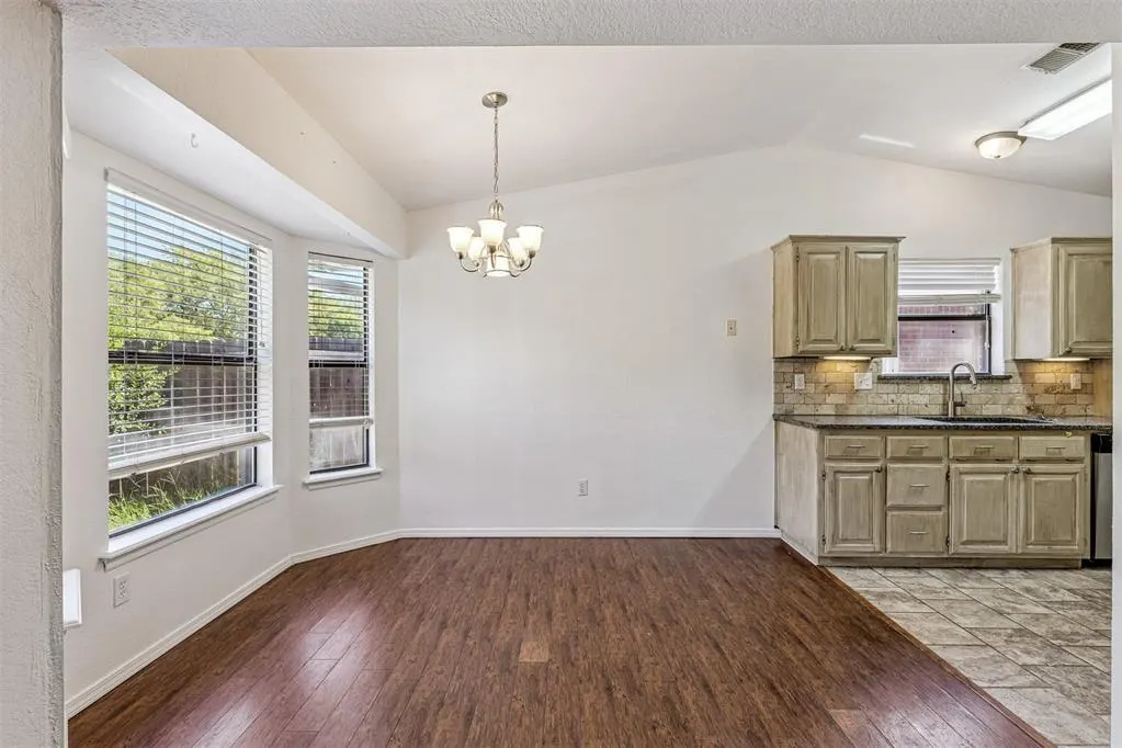 Photo 8 — 2101 Harbor Drive, Norman, OK 73071