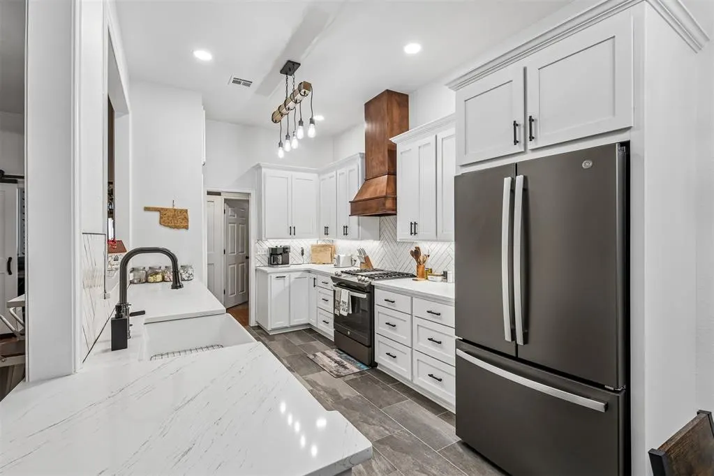 Photo 14 — 3616 Maggie Circle, Norman, OK 73072