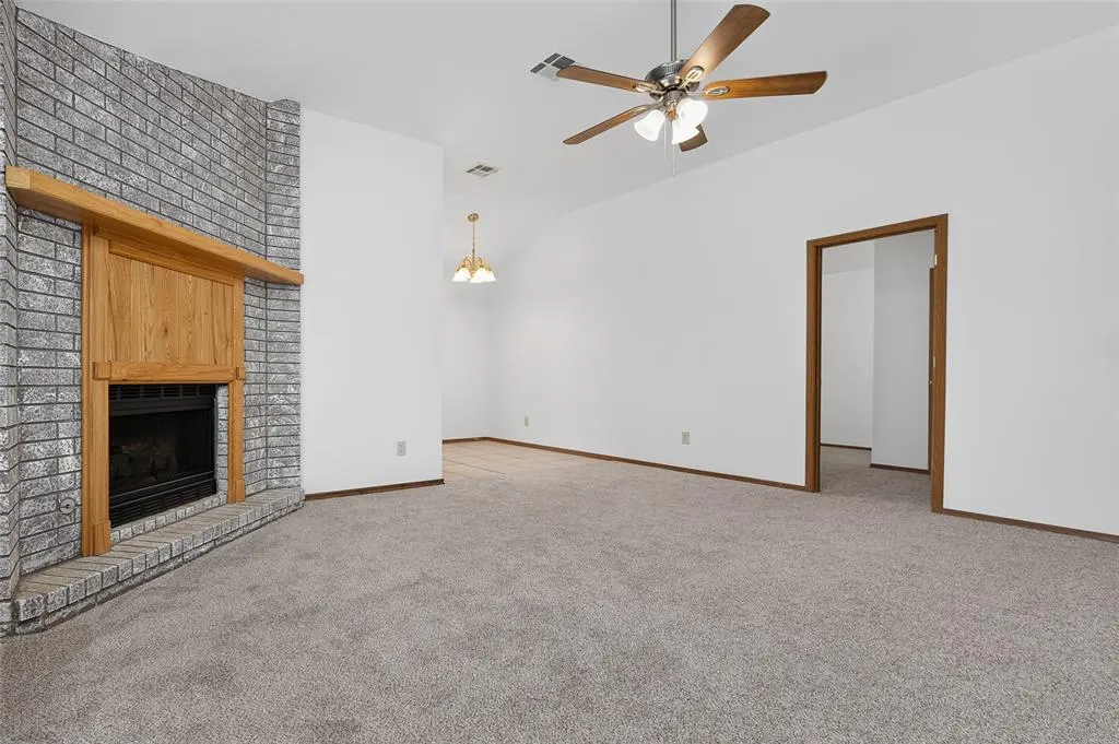 Photo 7 — 222 W Maple Branch Way, Mustang, OK 73064