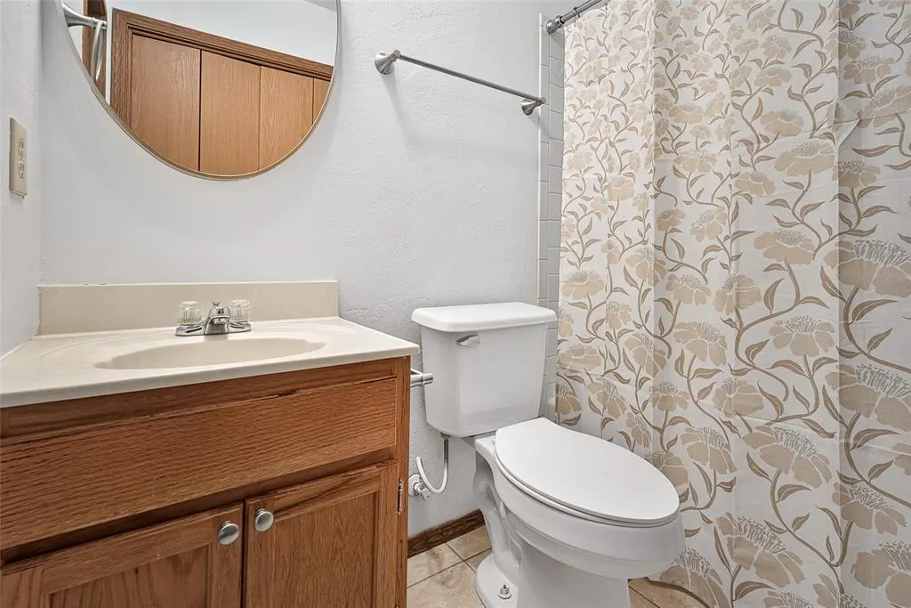 Photo 25 — 222 W Maple Branch Way, Mustang, OK 73064