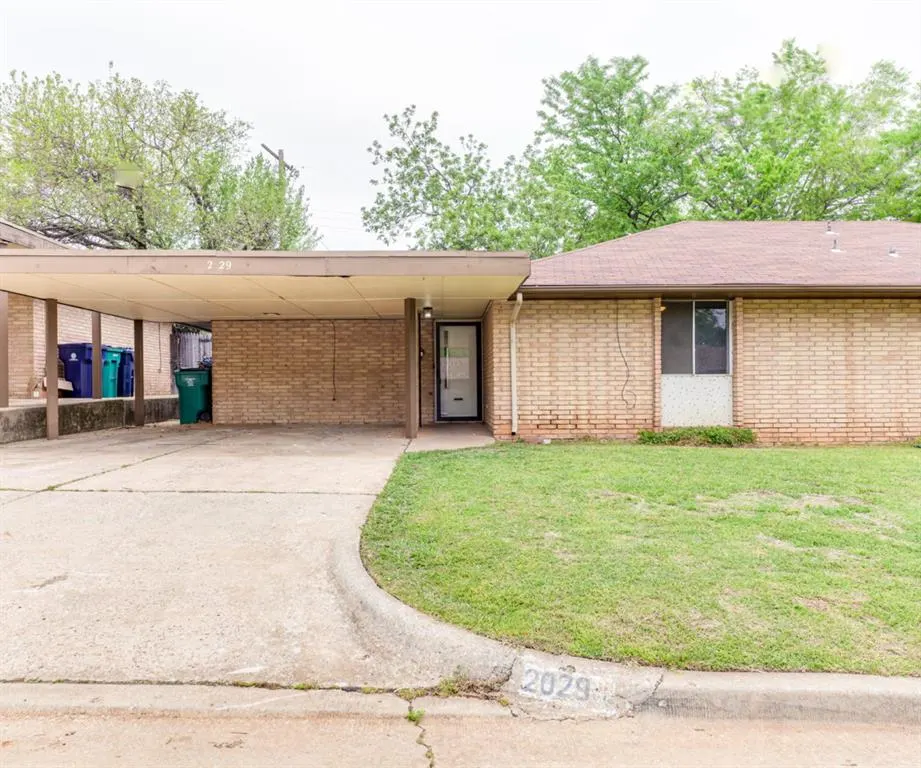 Front exterior — 2029 NW 32nd Terrace, Oklahoma City, OK 73118