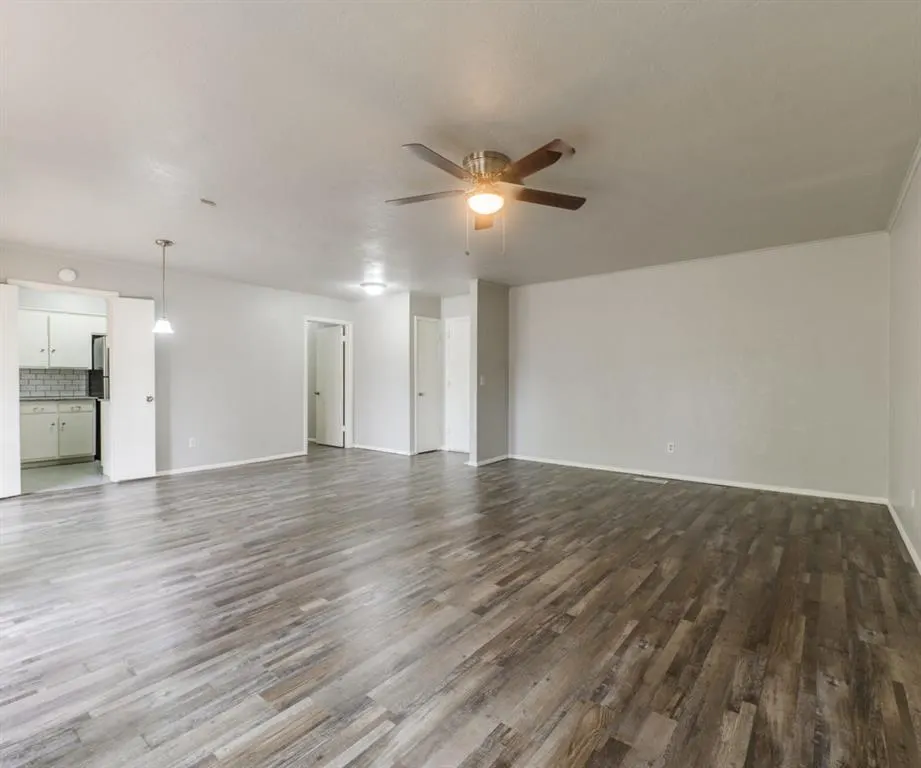 Photo 7 — 2029 NW 32nd Terrace, Oklahoma City, OK 73118
