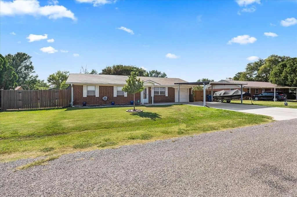 Photo 4 — 302 Park Drive, Union City, OK 73090