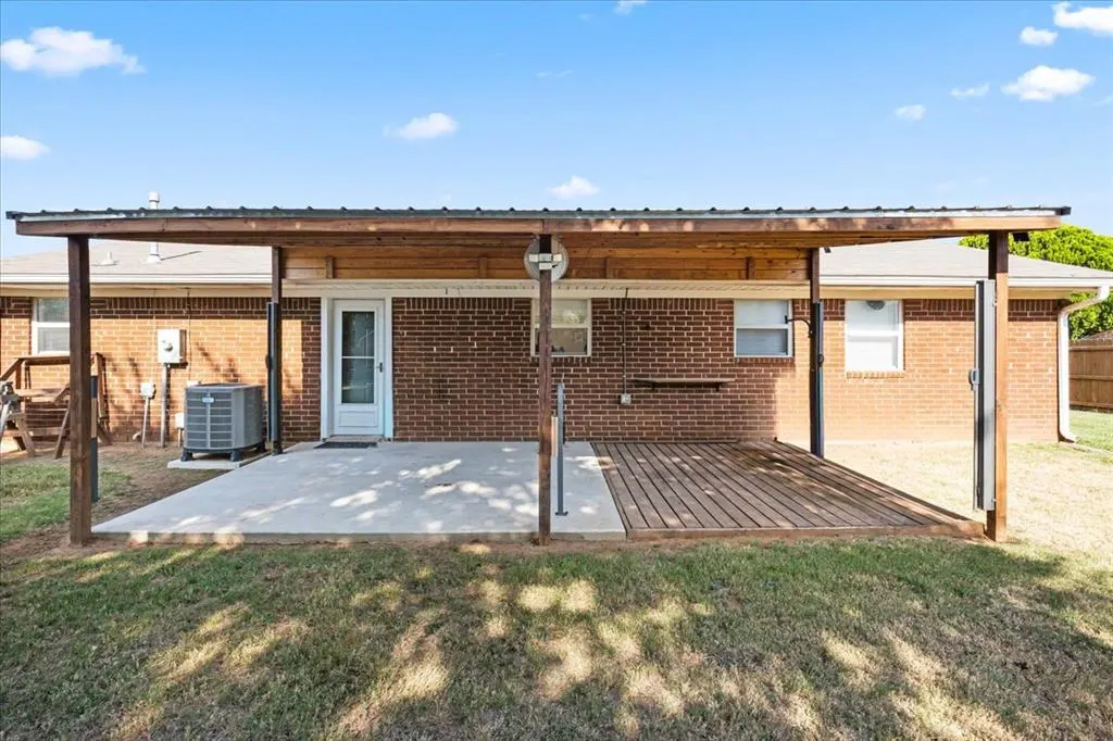 Photo 29 — 302 Park Drive, Union City, OK 73090
