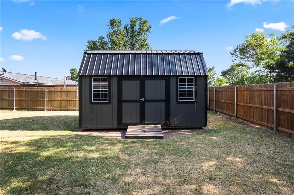 Photo 34 — 302 Park Drive, Union City, OK 73090