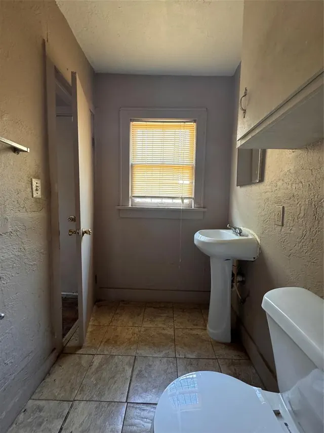 Photo 5 — 1837 NE 24th Street, Oklahoma City, OK 73111