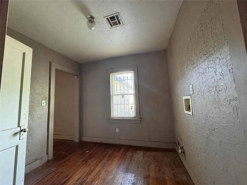 Photo 6 — 1837 NE 24th Street, Oklahoma City, OK 73111
