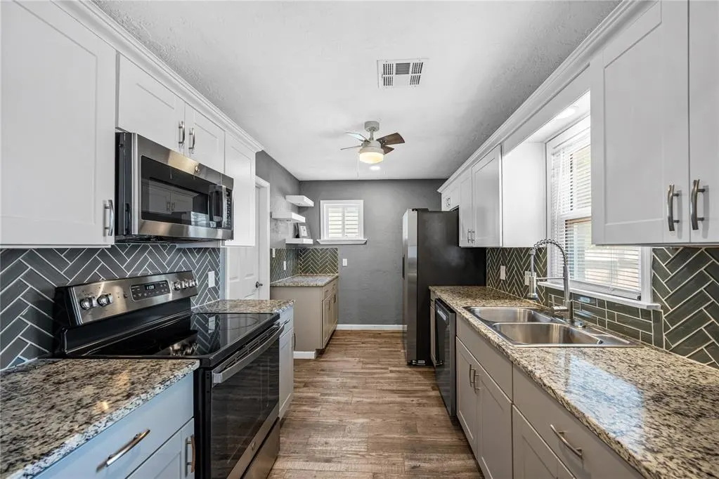 Photo 12 — 827 S 20th Avenue, Chickasha, OK 73018
