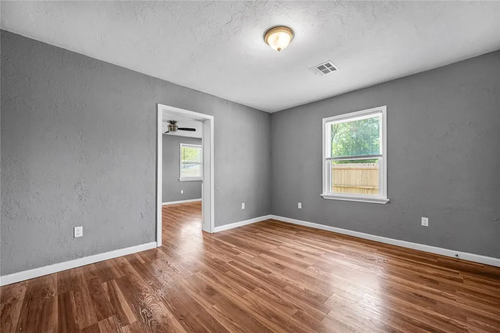 Photo 17 — 827 S 20th Avenue, Chickasha, OK 73018