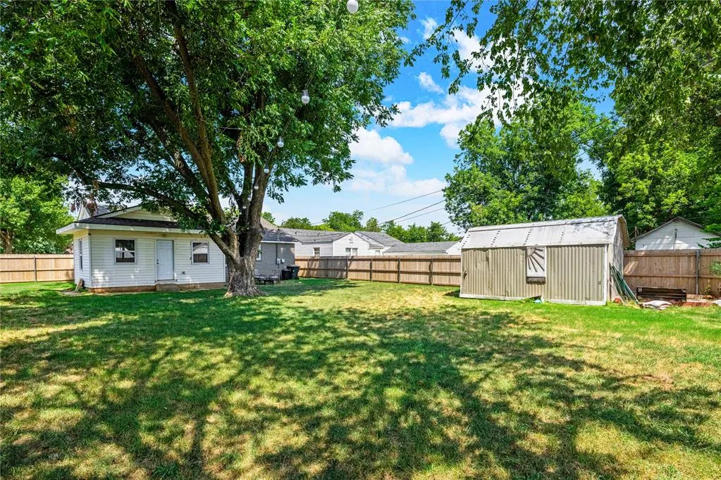 Photo 22 — 827 S 20th Avenue, Chickasha, OK 73018