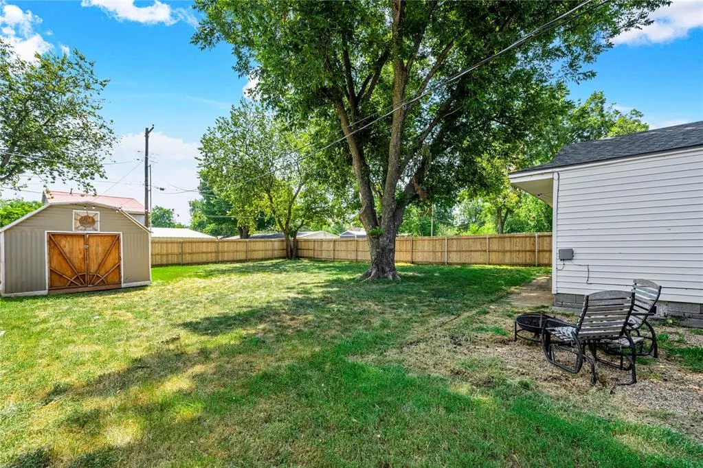 Photo 23 — 827 S 20th Avenue, Chickasha, OK 73018