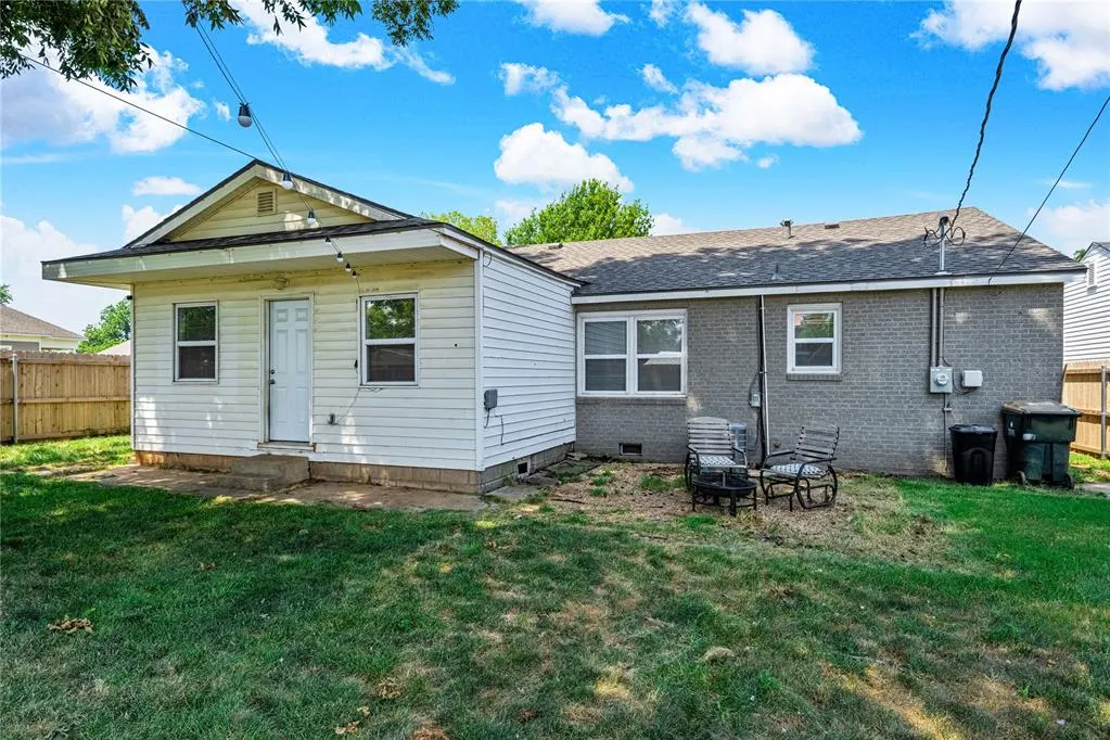 Photo 27 — 827 S 20th Avenue, Chickasha, OK 73018