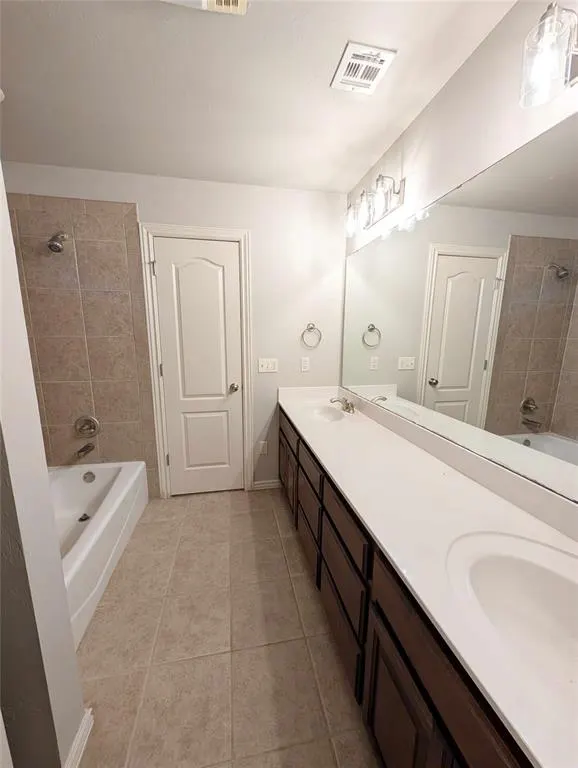 Photo 15 — 19100 Canyon Creek Place, Edmond, OK 73012