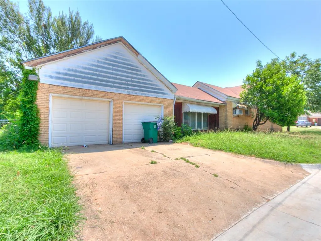 Photo 13 — 1301 NE 38th Street, Oklahoma City, OK 73111