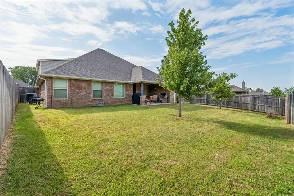 Photo 41 — 609 Side Track Road, Yukon, OK 73099