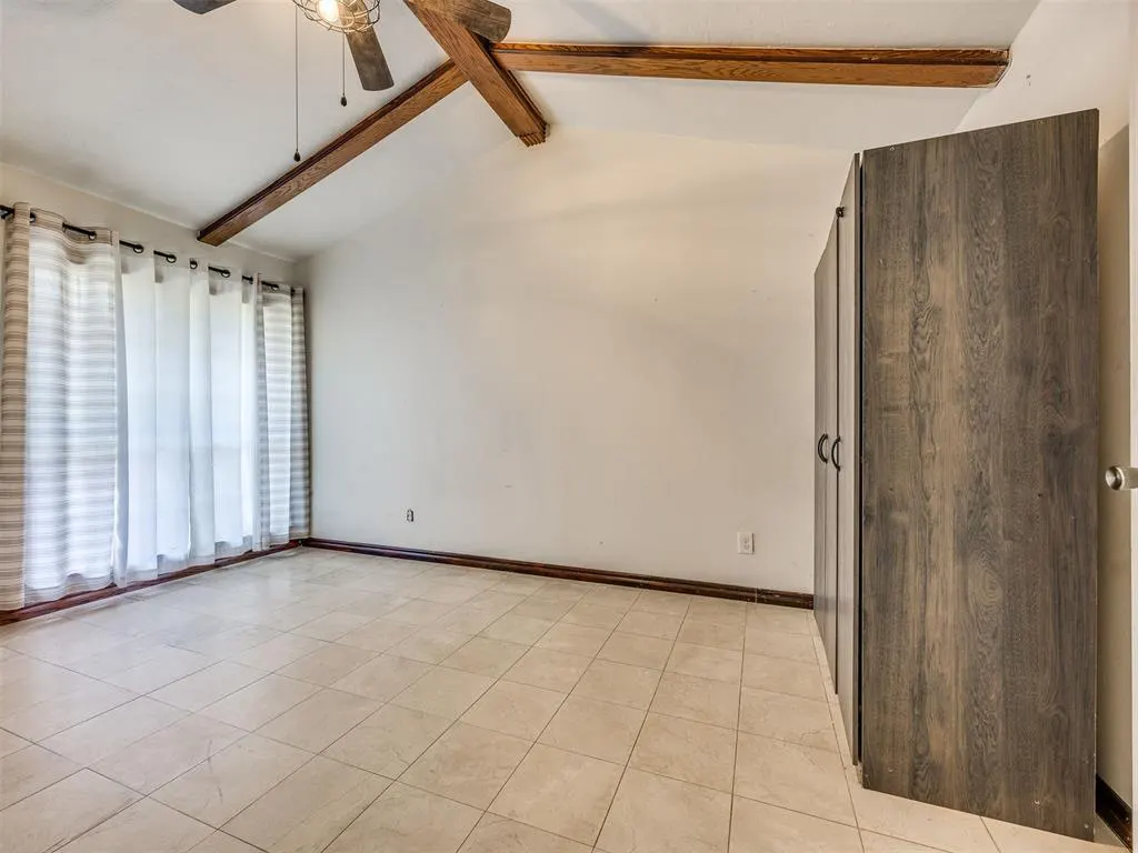 Photo 7 — 1613 Kingsgate Road, Oklahoma City, OK 73159