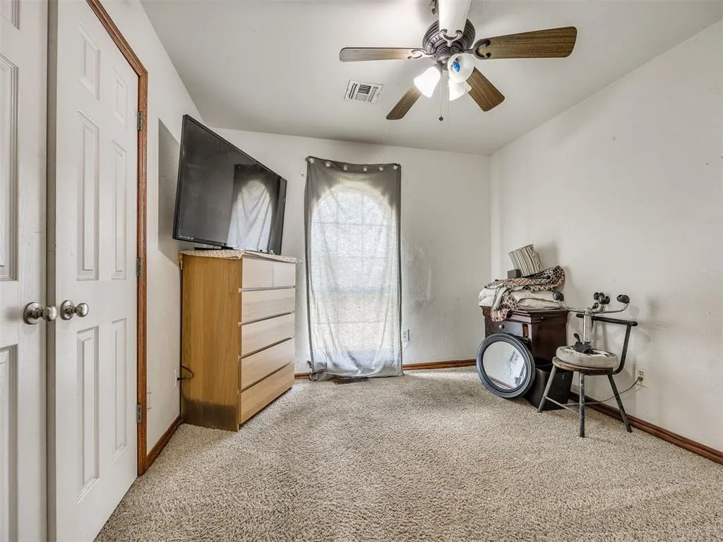 Photo 8 — 1613 Kingsgate Road, Oklahoma City, OK 73159