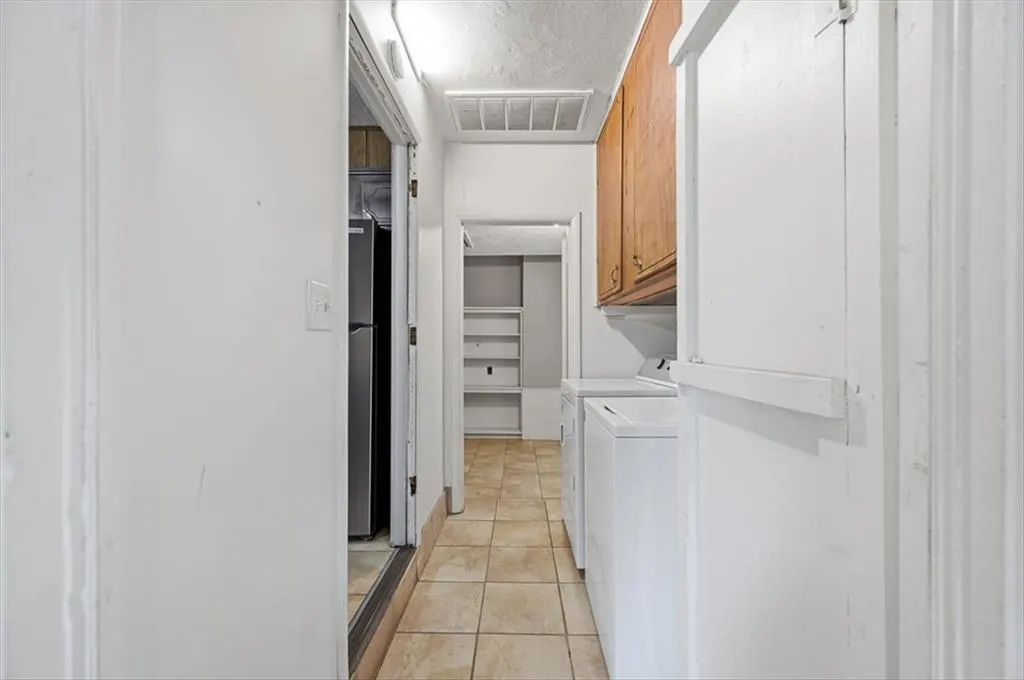 Photo 15 — 811 NW 1st Street, Moore, OK 73160