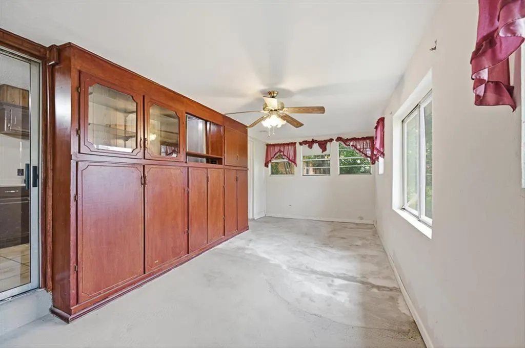 Photo 28 — 811 NW 1st Street, Moore, OK 73160